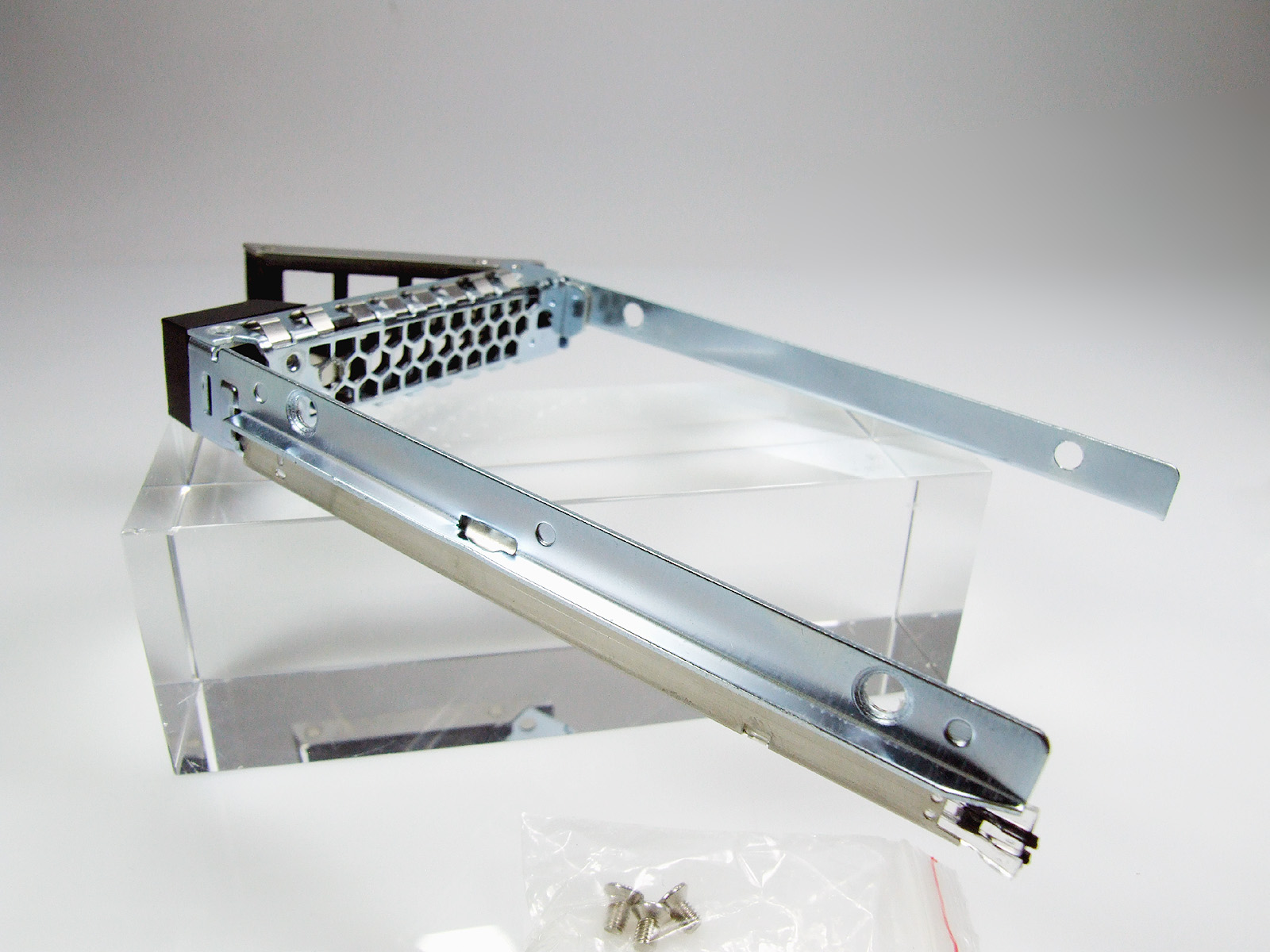 DELL PowerEdge 2.5" HDD hot-plug rámeček / caddy / tray (14-16G)